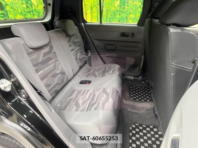 Daihatsu TAFT 2021-08 8817567-8