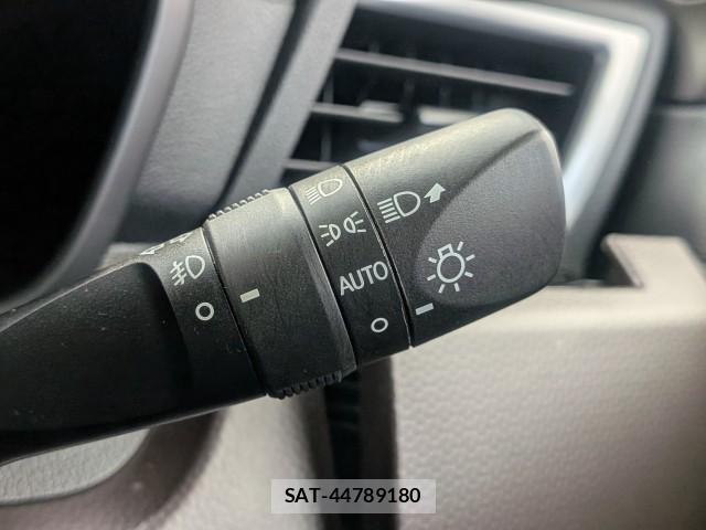 Toyota TANK 2018-05 8813062-10