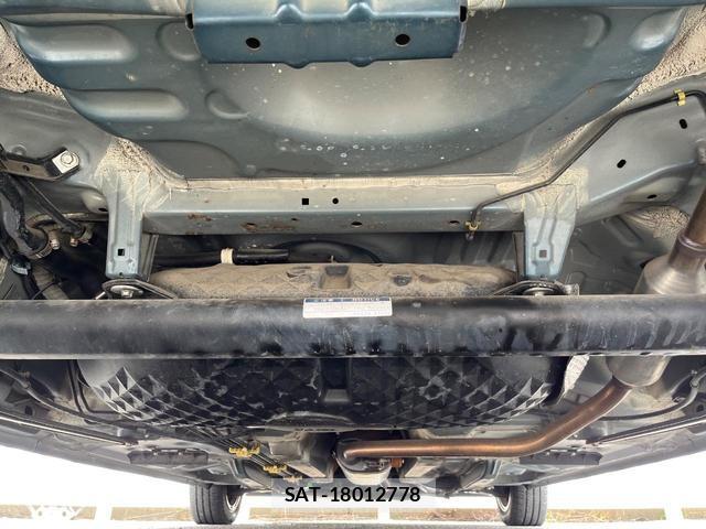 Toyota TANK 2017-10 8813196-19