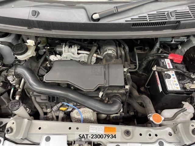 Toyota TANK 2019-10 8817375-17