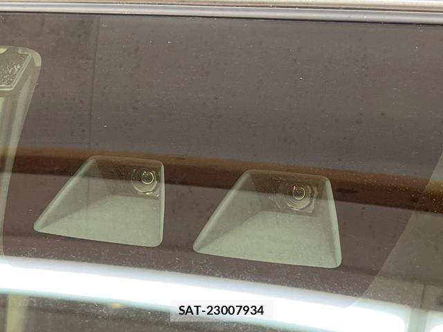 Toyota TANK 2019-10 8817375-5