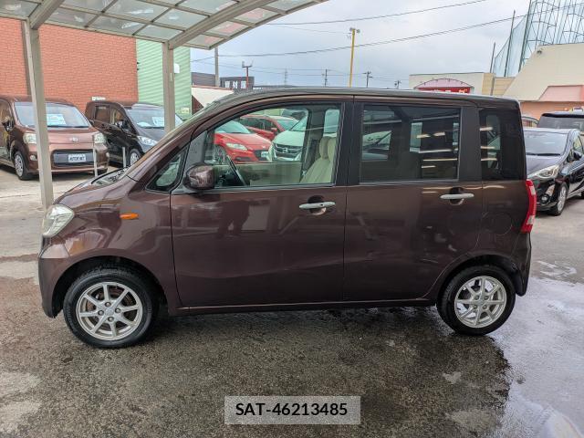 Daihatsu TANTO EXE 2012-02 8814929-11
