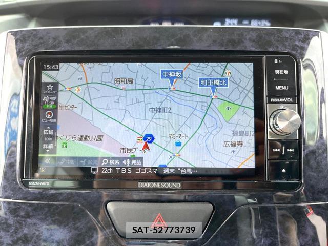 Daihatsu TANTO 2017-07 8812142-3