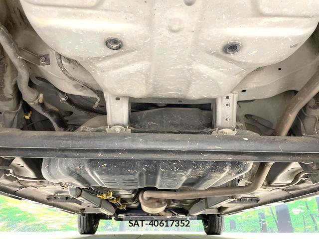 Daihatsu TANTO 2018-11 8812311-18