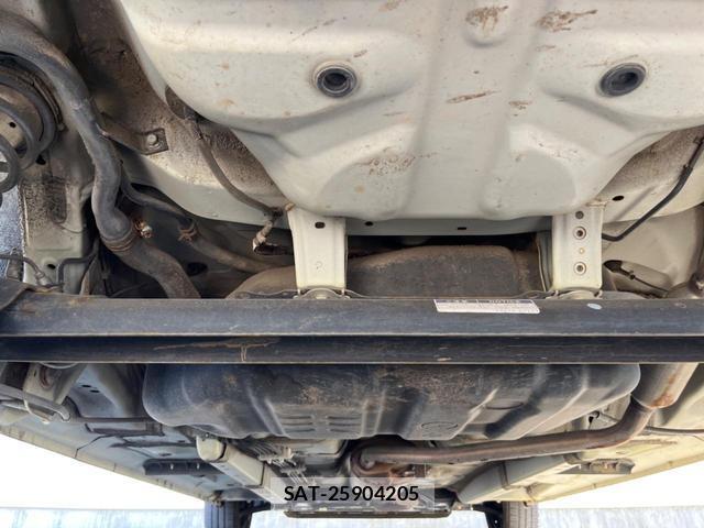 Daihatsu TANTO 2013-11 8812896-19