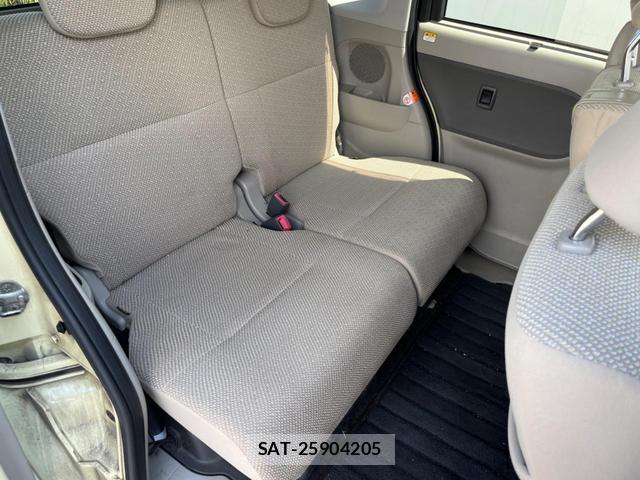 Daihatsu TANTO 2013-11 8812896-9