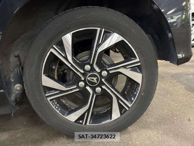 Daihatsu TANTO 2021-12 8813048-8