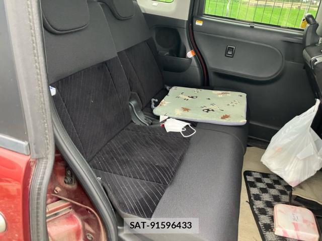 Daihatsu TANTO 2013-10 8813281-14