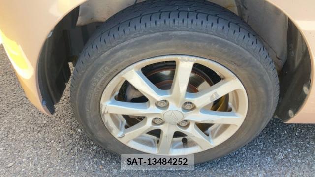 Daihatsu TANTO 2012-07 8813325-18