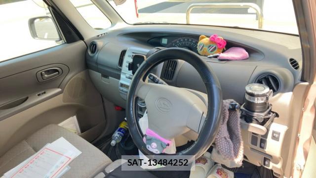 Daihatsu TANTO 2012-07 8813325-3