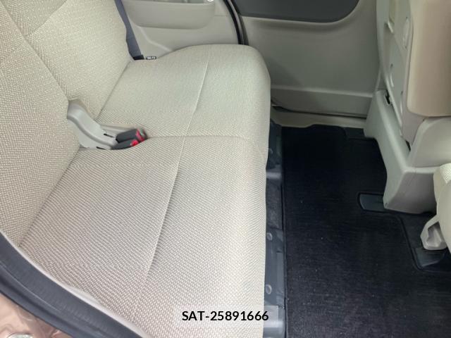 Daihatsu TANTO 2015-10 8813368-10