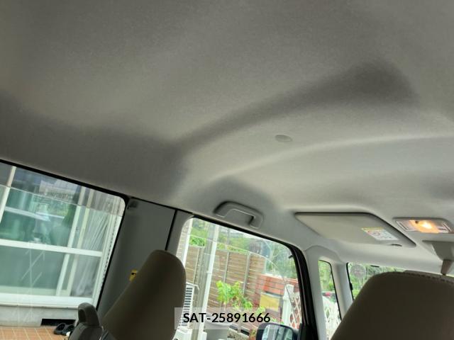 Daihatsu TANTO 2015-10 8813368-11
