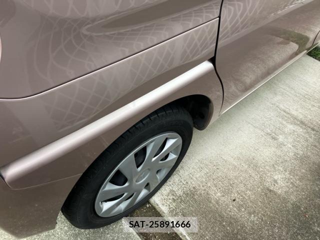 Daihatsu TANTO 2015-10 8813368-16
