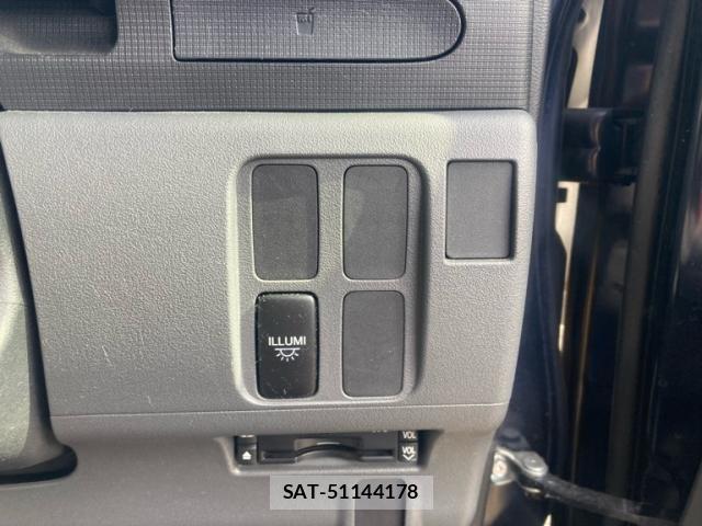 Daihatsu TANTO 2009-03 8813373-17