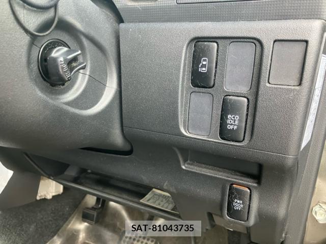 Daihatsu TANTO 2012-05 8813442-14