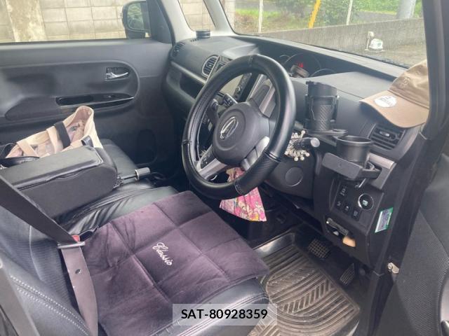 Daihatsu TANTO 2013-12 8813461-5