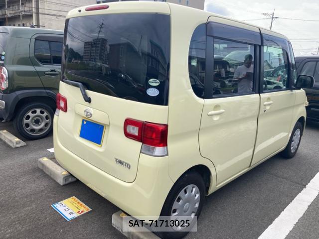 Daihatsu TANTO 2009-04 8813546-11