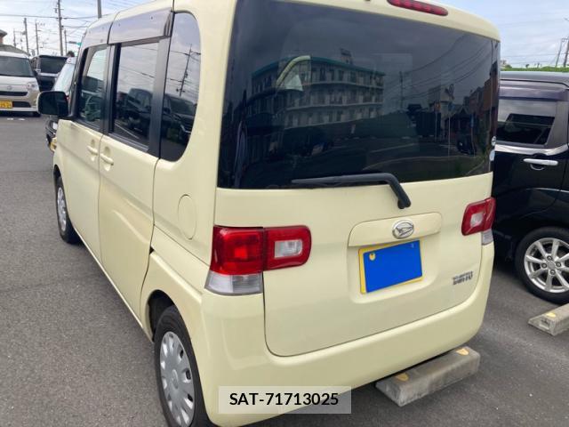 Daihatsu TANTO 2009-04 8813546-2