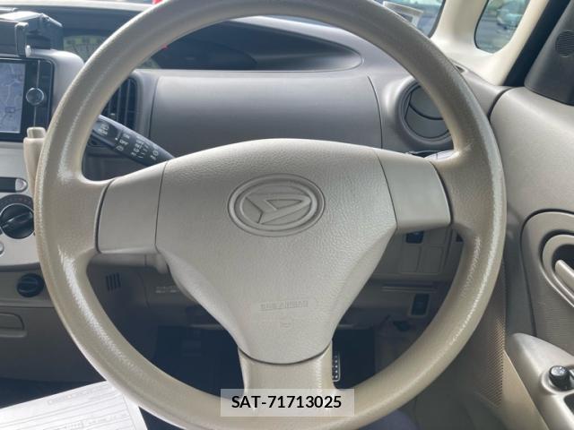 Daihatsu TANTO 2009-04 8813546-5
