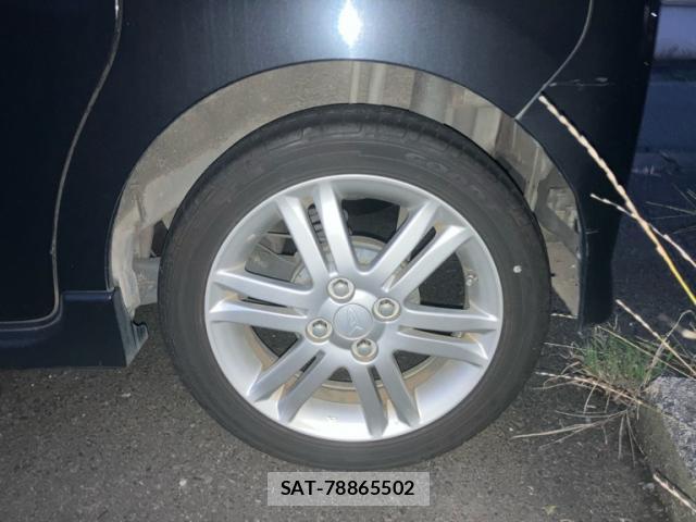 Daihatsu TANTO 2010-05 8813746-5