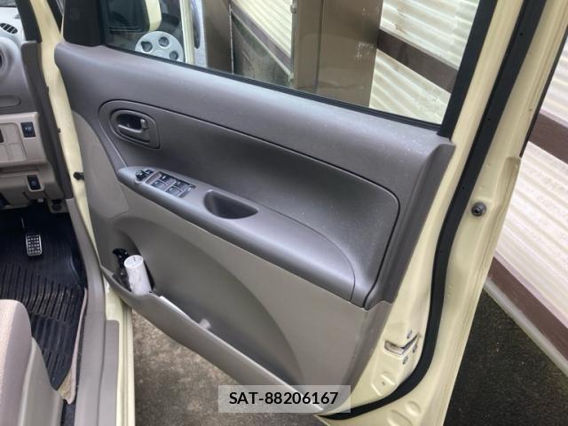 Daihatsu TANTO 2008-02 8813850-11