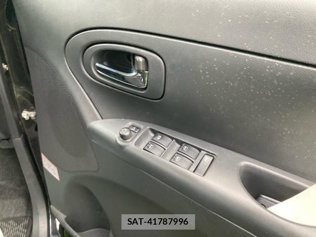 Daihatsu TANTO 2012-02 8813870-11