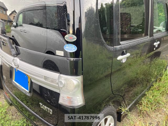 Daihatsu TANTO 2012-02 8813870-13