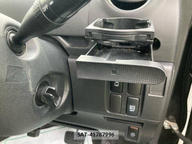 Daihatsu TANTO 2012-02 8813870-14