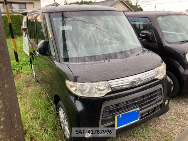Daihatsu TANTO 2012-02 8813870-2