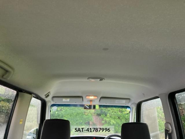 Daihatsu TANTO 2012-02 8813870-8