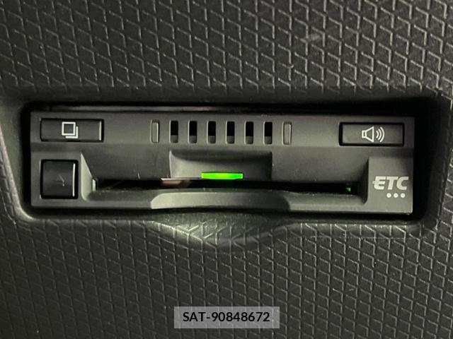 Daihatsu TANTO 2023-10 8814137-4