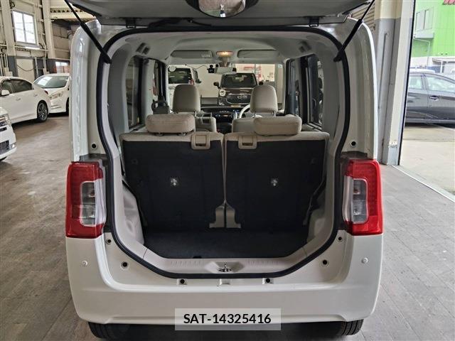 Daihatsu TANTO 2015-11 8814382-15