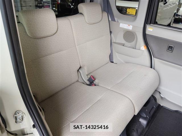 Daihatsu TANTO 2015-11 8814382-19