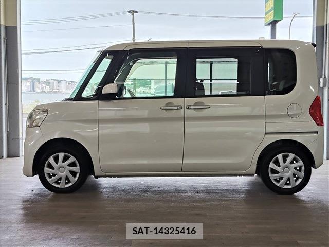 Daihatsu TANTO 2015-11 8814382-2