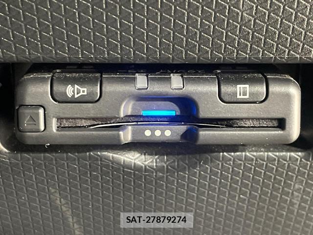 Daihatsu TANTO 2025-05 8814394-6