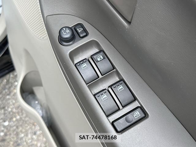 Daihatsu TANTO 2017-11 8814425-16