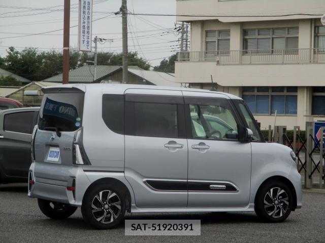 Daihatsu TANTO 2021-03 8814917-18