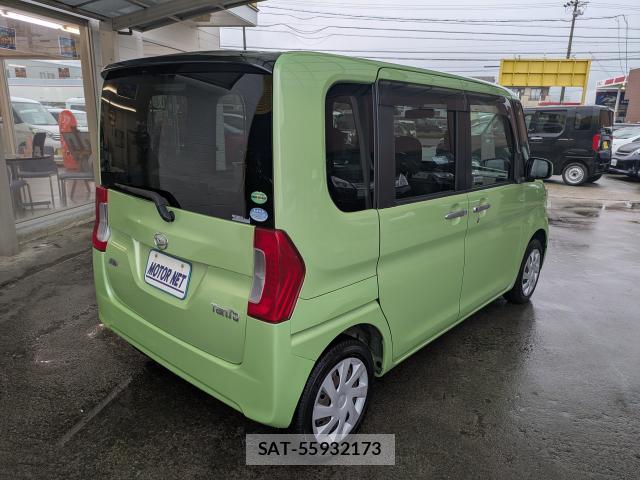 Daihatsu TANTO 2013-12 8814931-1