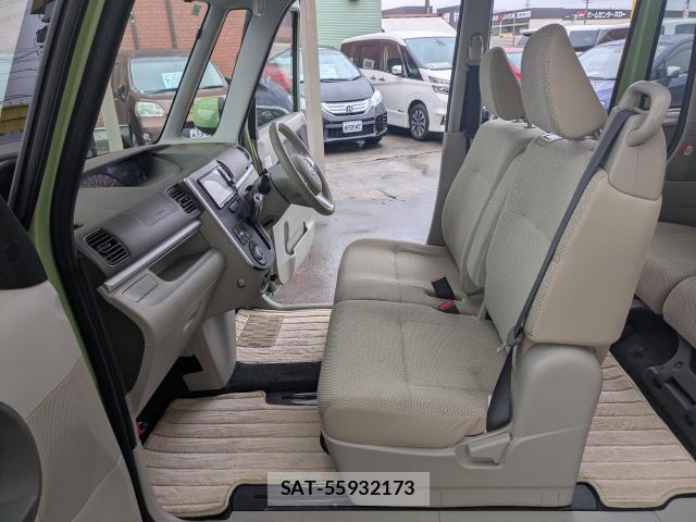 Daihatsu TANTO 2013-12 8814931-14