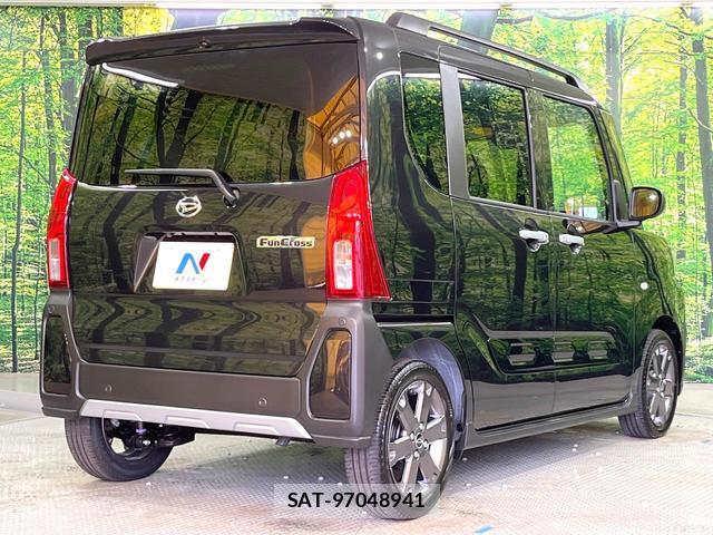 Daihatsu TANTO 2025-12 8815027-17