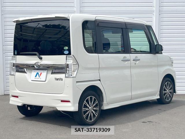Daihatsu TANTO 2015-08 8815104-17
