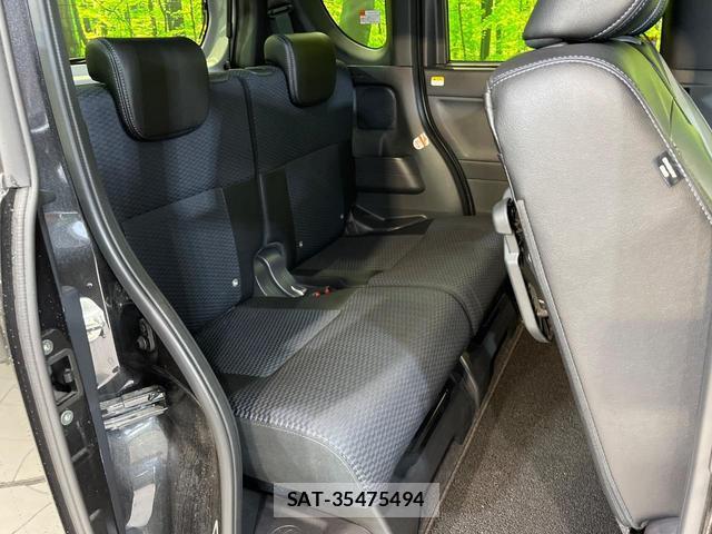 Daihatsu TANTO 2022-10 8815121-8
