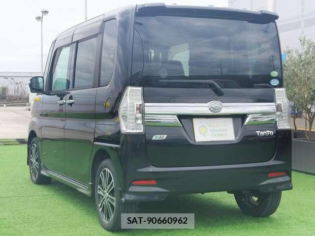 Daihatsu TANTO 2014-03 8815735-3