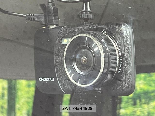 Daihatsu TANTO 2018-03 8815954-4