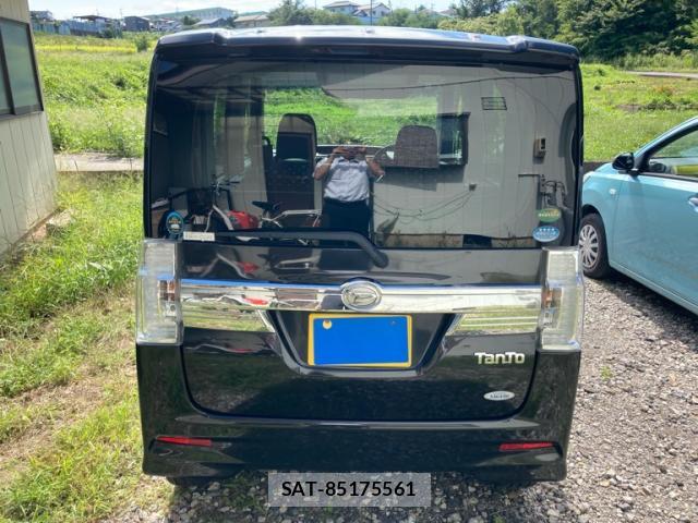Daihatsu TANTO 2015-10 8816268-12