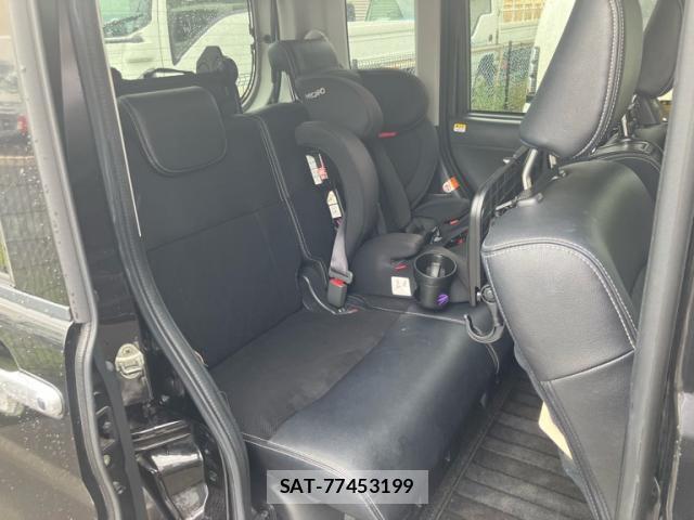 Daihatsu TANTO 2015-11 8816327-18