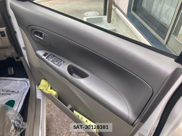 Daihatsu TANTO 2009-07 8816361-14