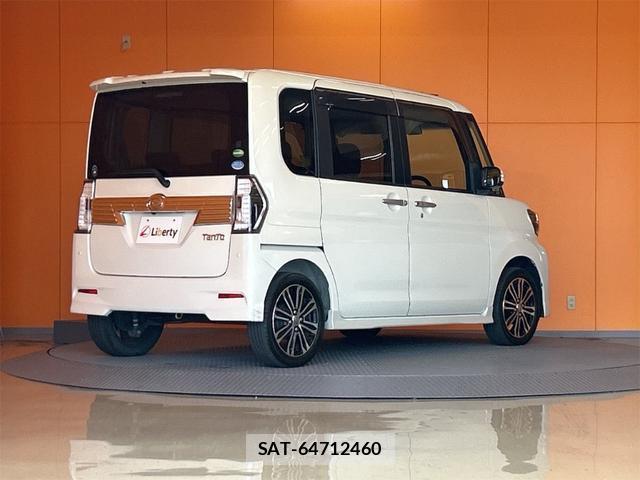 Daihatsu TANTO 2016-08 8816364-13