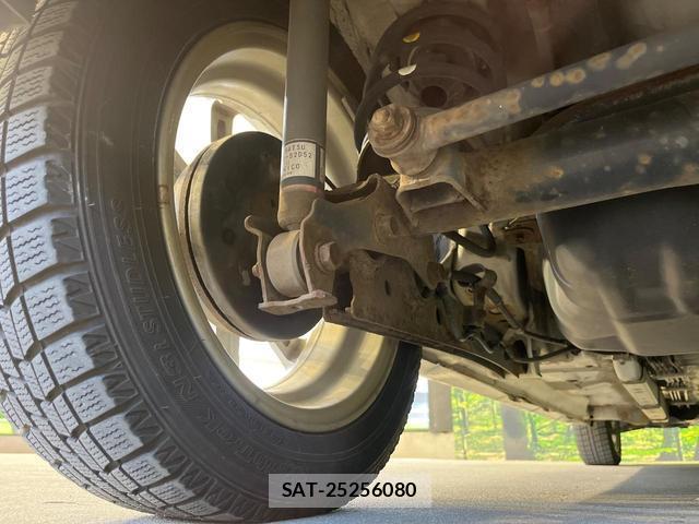 Daihatsu TANTO 2013-06 8817041-19