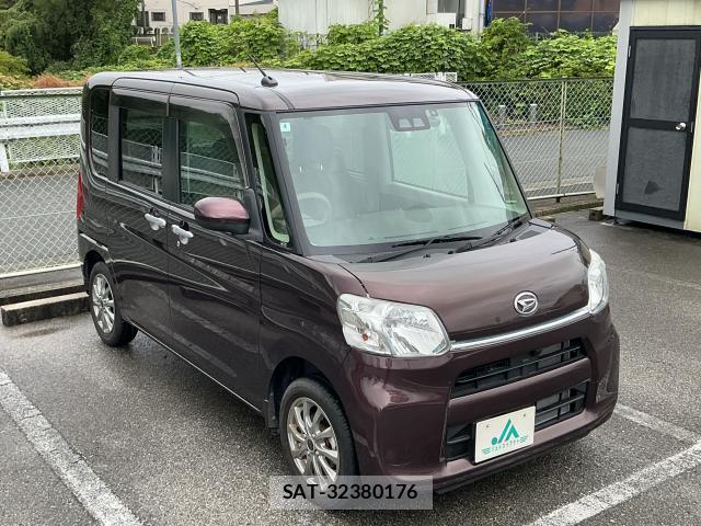 Daihatsu TANTO 2018-04 8817090-11
